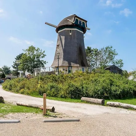 Spacious And Sustainable In With Large Garden Heiloo