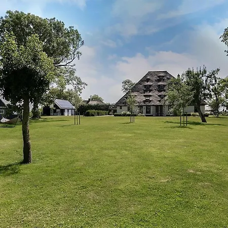 Spacious And Sustainable In With Large Garden