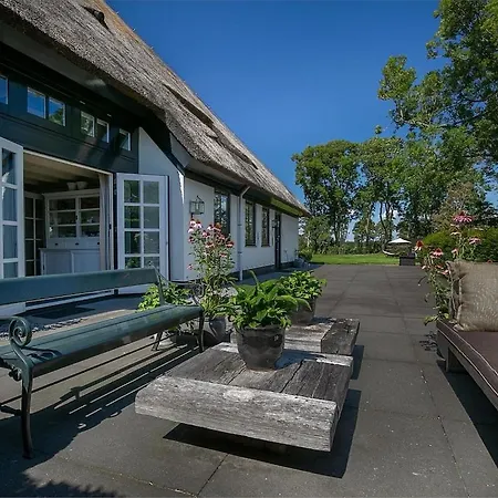 Spacious And Sustainable In With Large Garden