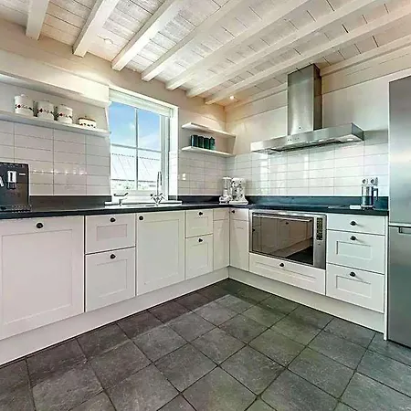 Дом отдыха Spacious De Pauwenhof Хейло