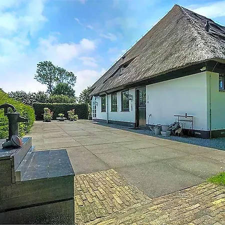 Dom wakacyjny Spacious De Pauwenhof Heiloo