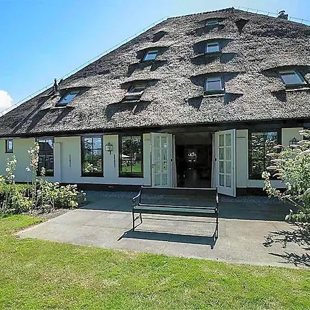 Dom wakacyjny Spacious De Pauwenhof