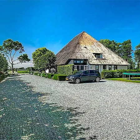 Дом отдыха Spacious De Pauwenhof
