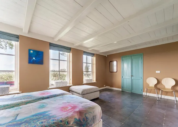 Дом отдыха Spacious De Pauwenhof Хейло